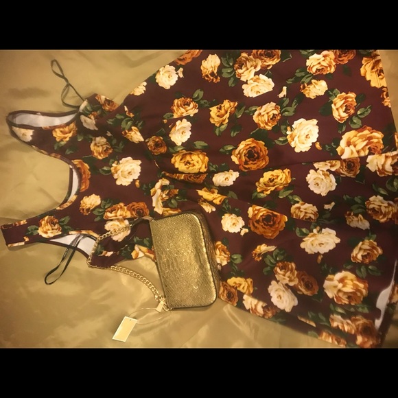 3$25 ❤️ dress - Picture 5 of 6